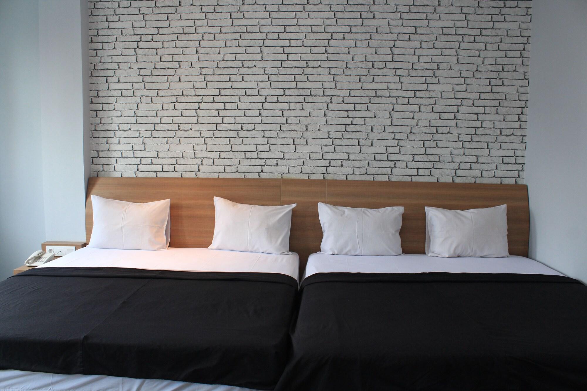 Kama Hotel Medan Eksteriør billede