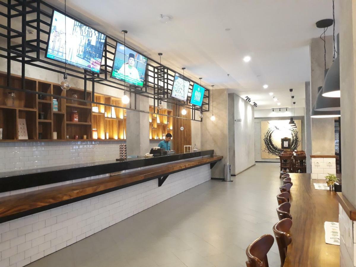 Kama Hotel Medan Eksteriør billede