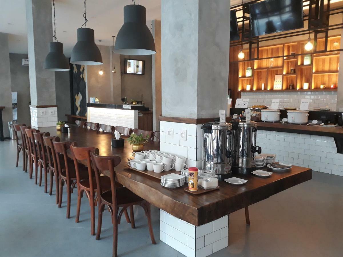 Kama Hotel Medan Eksteriør billede