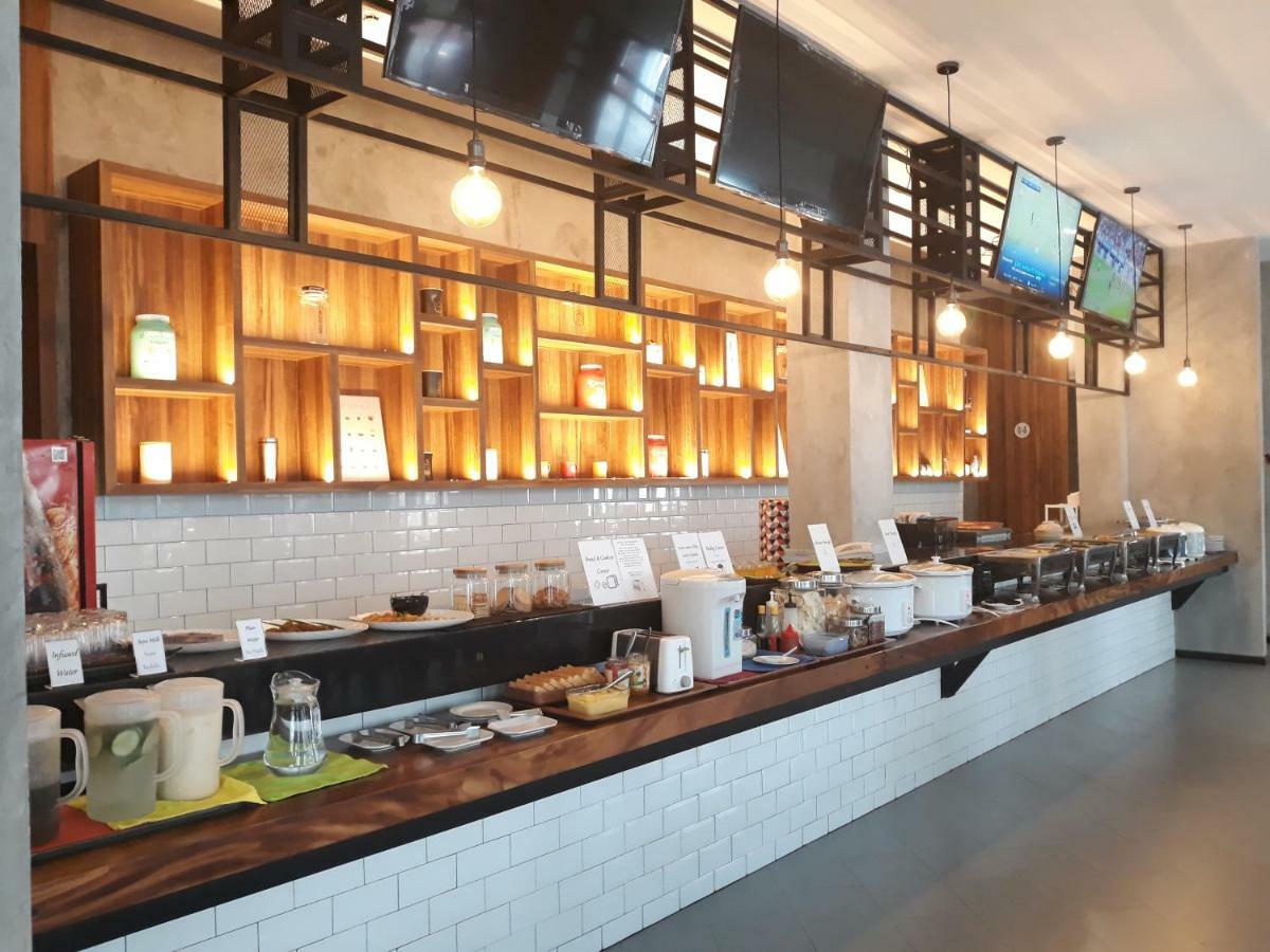 Kama Hotel Medan Eksteriør billede