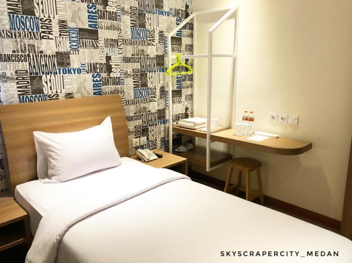 Kama Hotel Medan Eksteriør billede