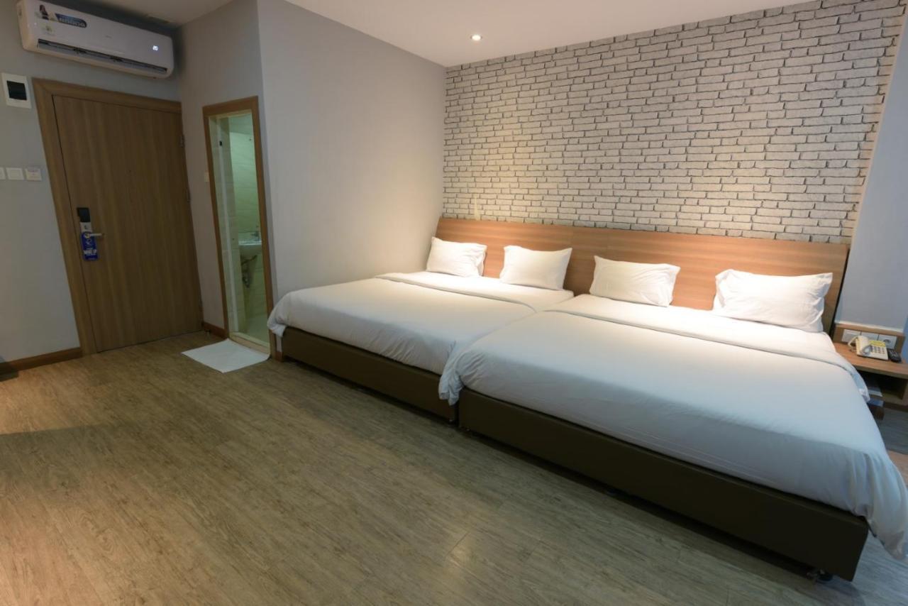Kama Hotel Medan Eksteriør billede